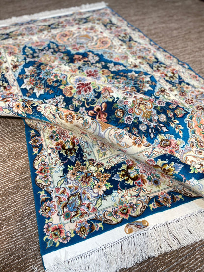 Handmade Persian Tabriz Carpet 5x7 ft – Blue & White Silk-Wool Luxury Rug