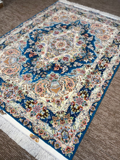 Handmade Persian Tabriz Carpet 5x7 ft – Blue & White Silk-Wool Luxury Rug