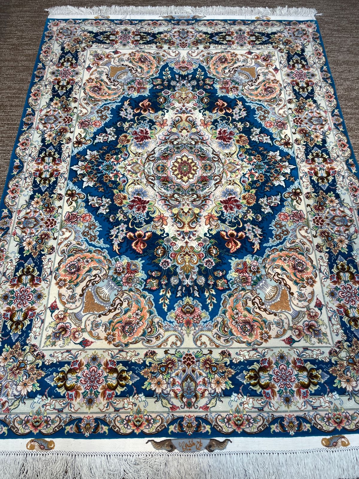 Handmade Persian Tabriz Carpet 5x7 ft – Blue & White Silk-Wool Luxury Rug