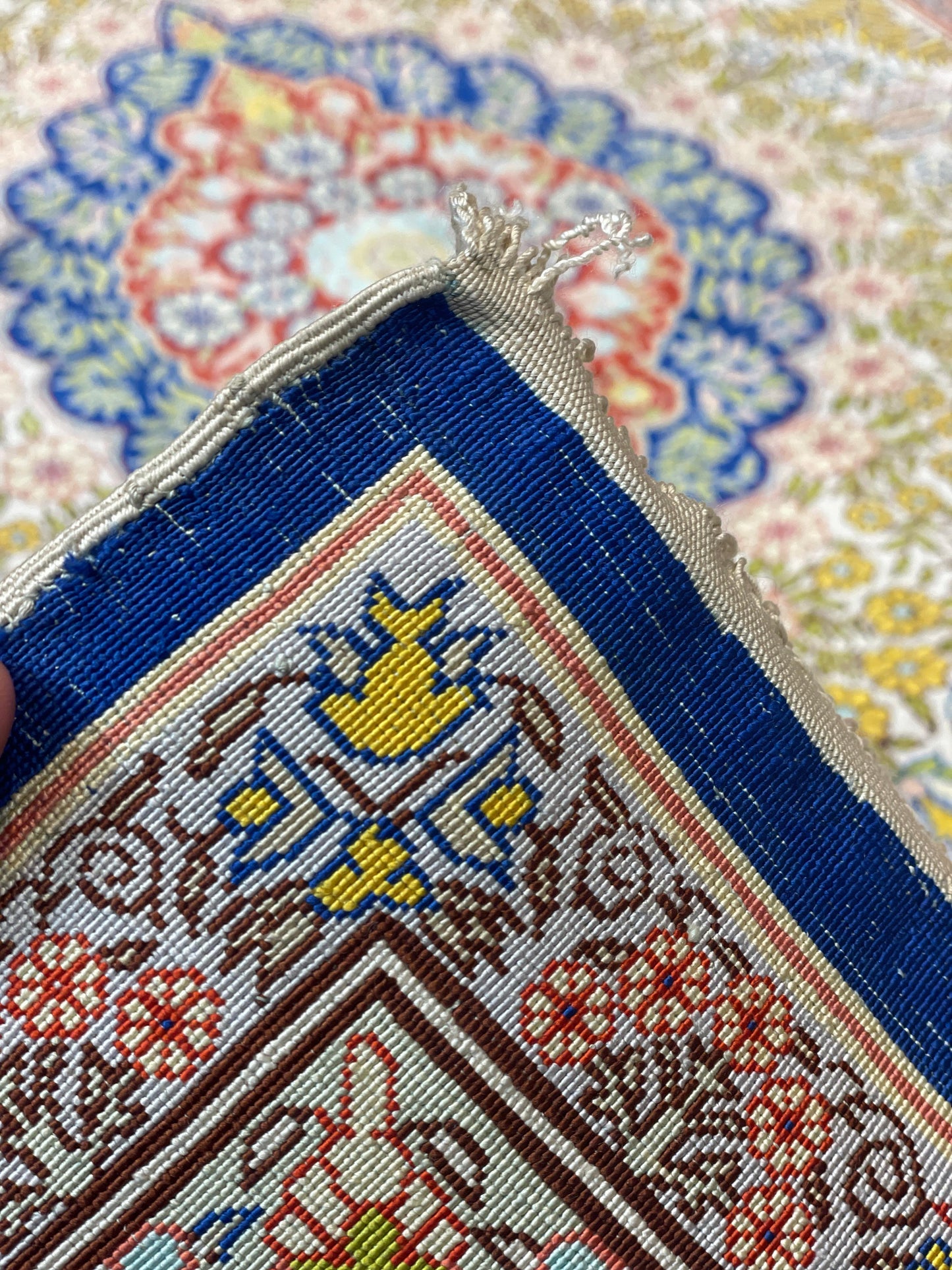Harika Persian Rug – 3x5 ft Fine Quality Handmade Rug with Natural Colours