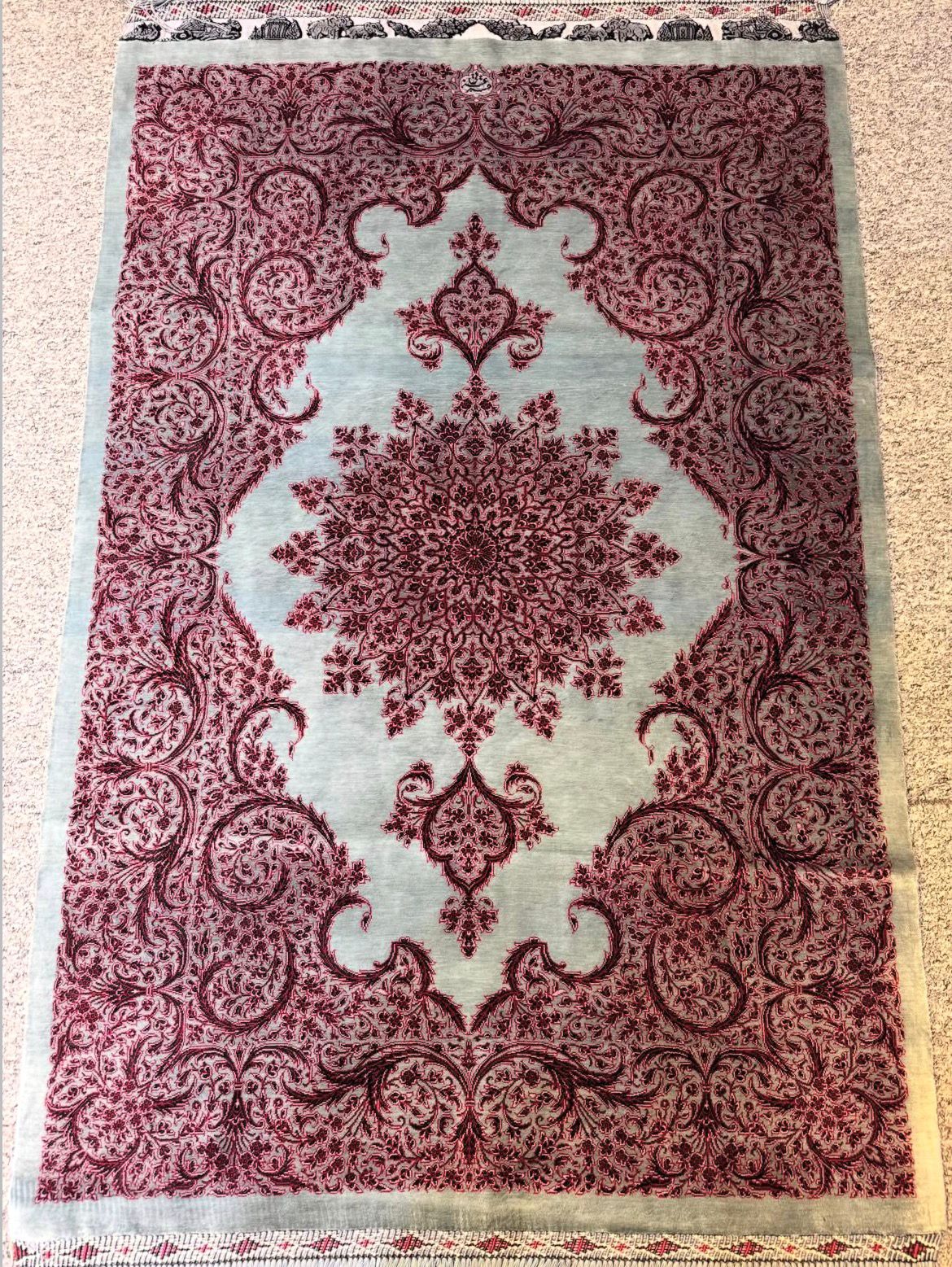 Persian Qom 100% Silk Handmade Rug – Premium Quality – 2.5x4 Feet