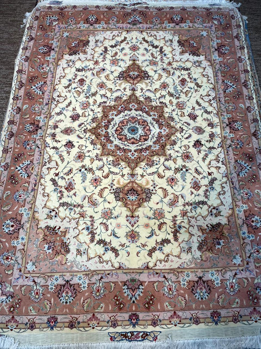 Royal Tabriz Persian Rug – Premium Fine Quality High Handmade Carpet