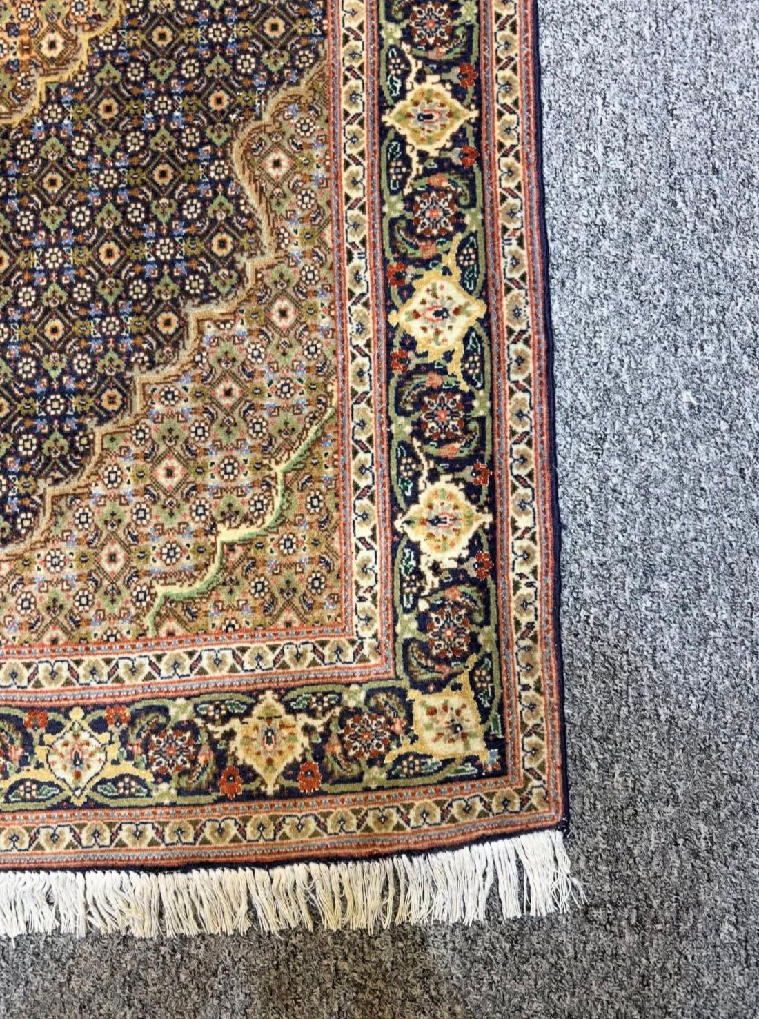 Persian Mahi Tabriz Handmade Carpet – Silk & Wool Double Knotted High Quality Rug (3x5 ft)