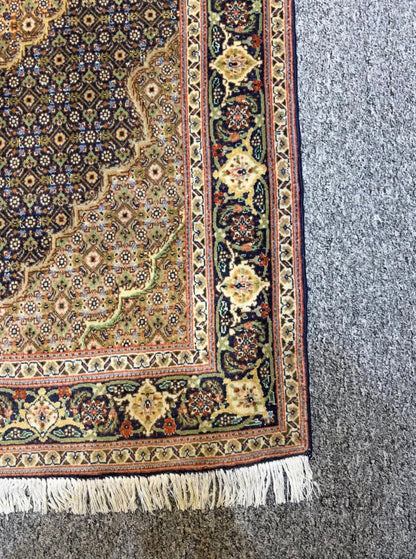 Persian Mahi Tabriz Handmade Carpet – Silk & Wool Double Knotted High Quality Rug (3x5 ft)