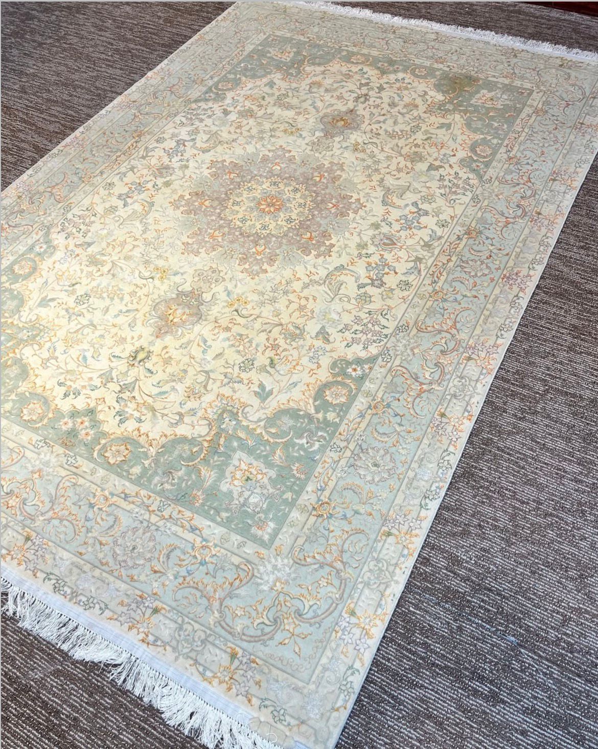 Handmade Royal Tabriz Persian Rug – 2x3 Meter Pure Wool & Silk