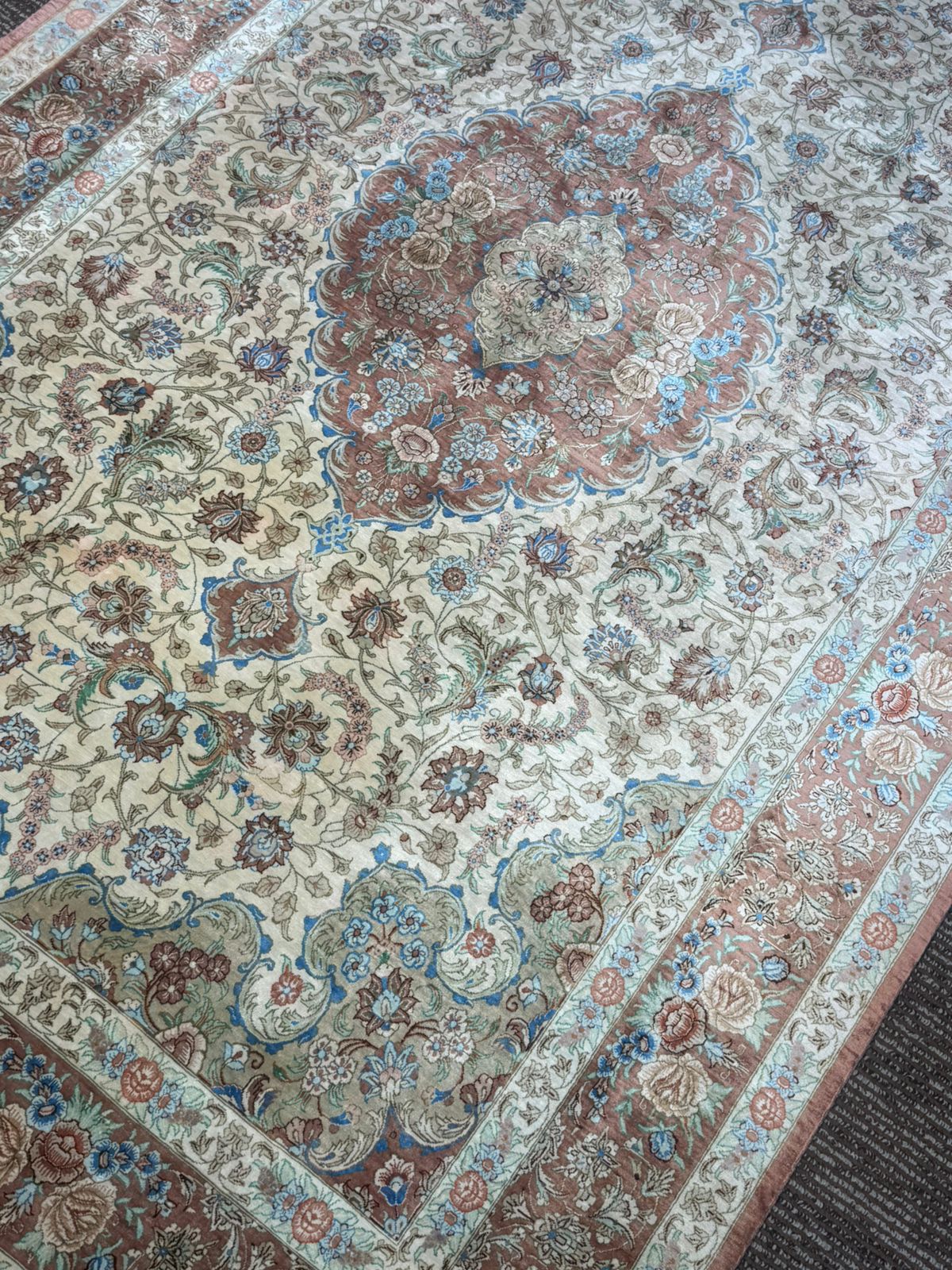 Handmade Persian Qom Carpet – Wool Rug with Floral Medallion & Elegant Borders